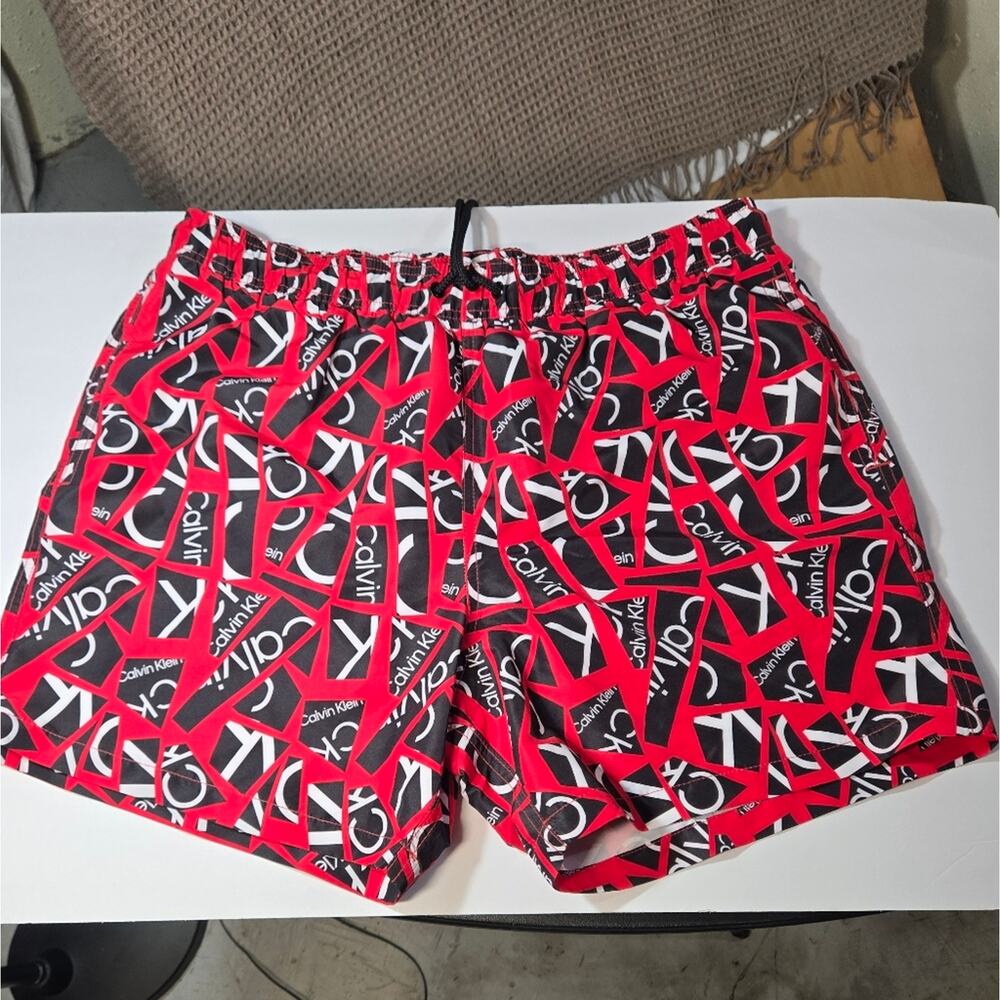 Calvin Klein Red and Black Men's Swim Trunks Size Large #159
